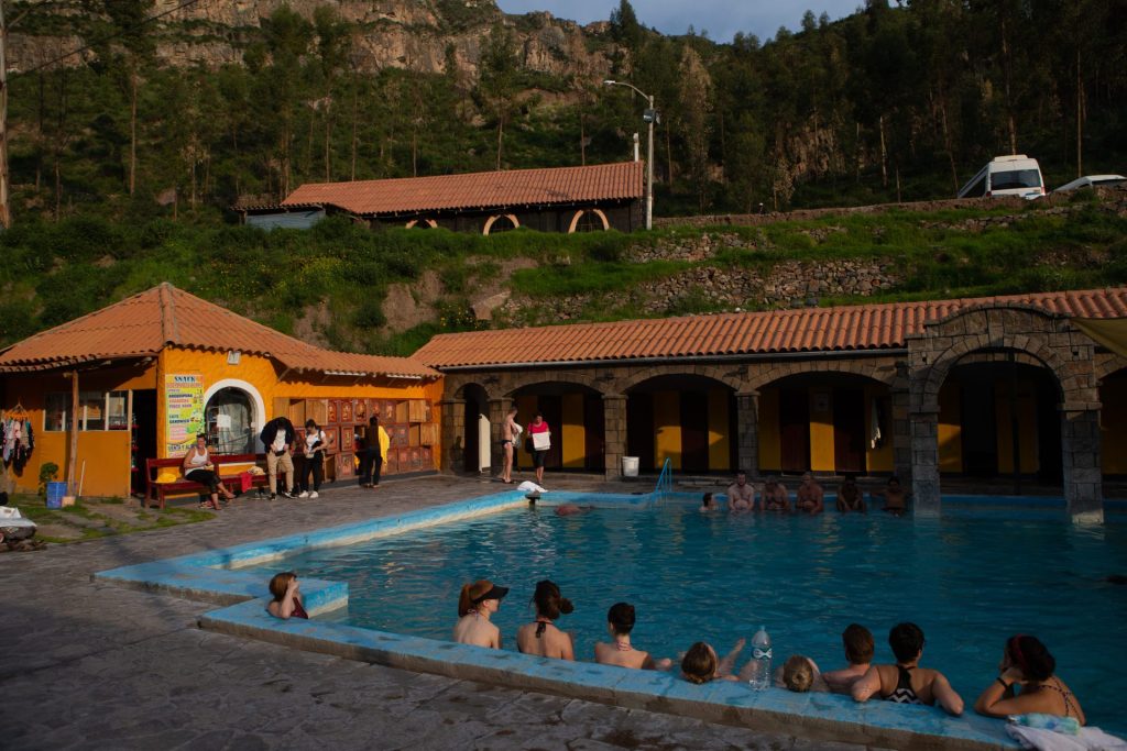 la calera-chivay PERU