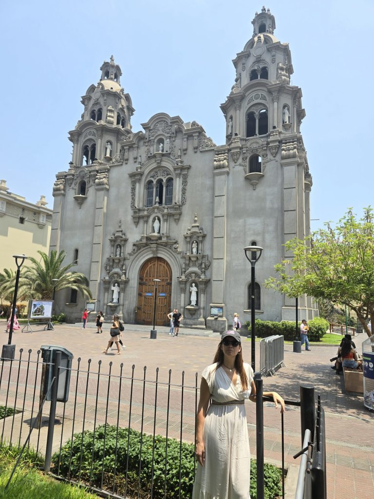 .Iglesia Milagrosas peru